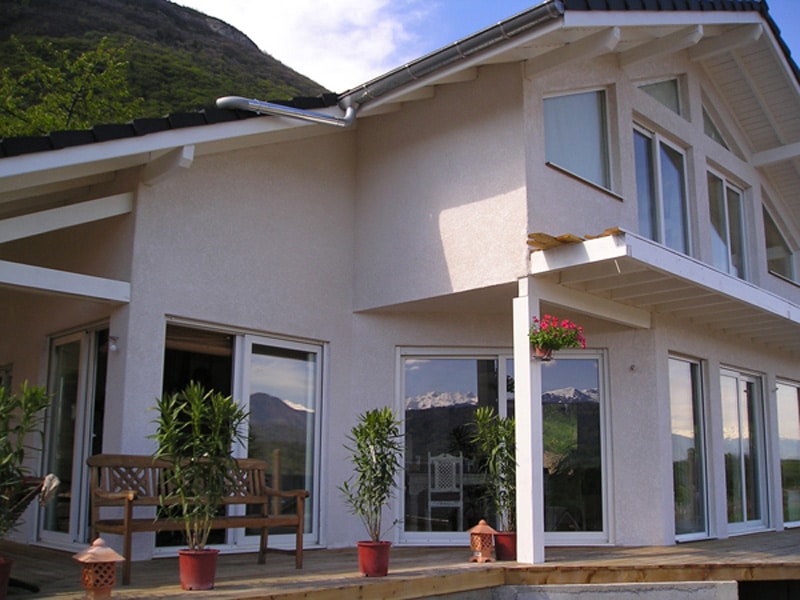 CASE STRUCTURA LEMN: Maison en Kit en Bois