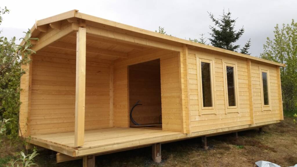 Un bungalow bois habitable de 18m² pour vos vacances : prix imbattable de 26 100€ 3 bungalow bois sur piliers holiday camping